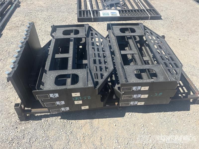 Quantity of (6) GIYI GY-DHC 60 in Skid Steer Fork Вили