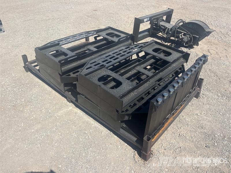 Quantity of (6) GIYI GY-DHC 60 in Skid Steer Fork Вили