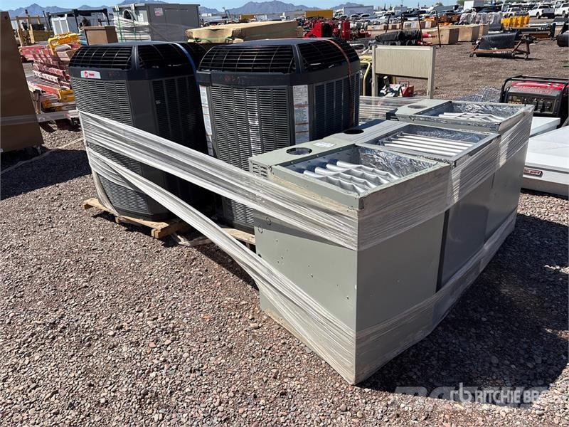 Quantity of (6) HVAC Cooling and Heating units Sonstige Landmaschinen