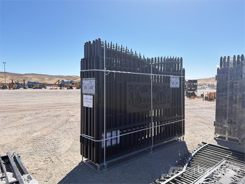  Quantity of (6)  KJ K0720-6 20 ft x 7 ft Wrought I Sonstige Landmaschinen