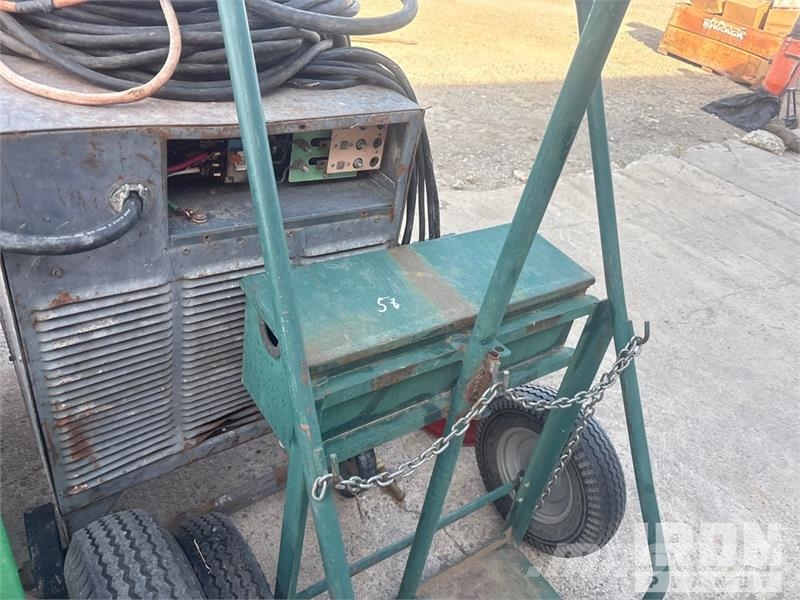 Quantity of (6) Miller Electric Dialarc 250 3 elec Varilni instrumenti