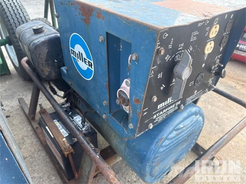 Quantity of (6) Miller Electric Dialarc 250 3 elec Varilni instrumenti