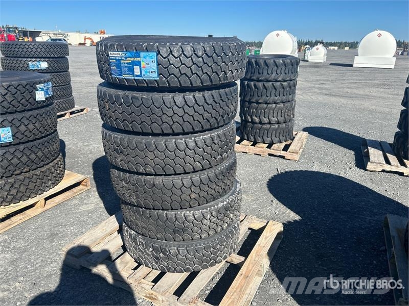 Quantity of (6) Roadlux 225/70R19.5 Tires (Unused) الإطارات والعجلات والحافات