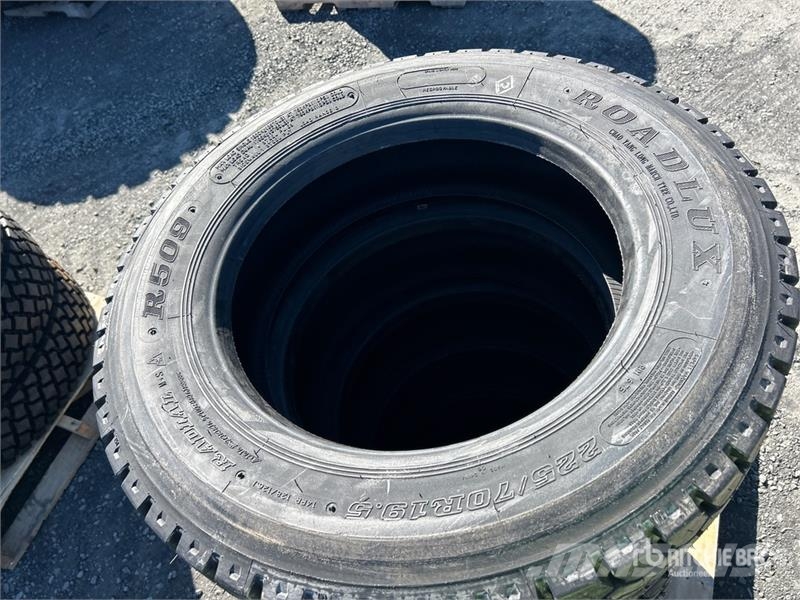 Quantity of (6) Roadlux 225/70R19.5 Tires (Unused) الإطارات والعجلات والحافات