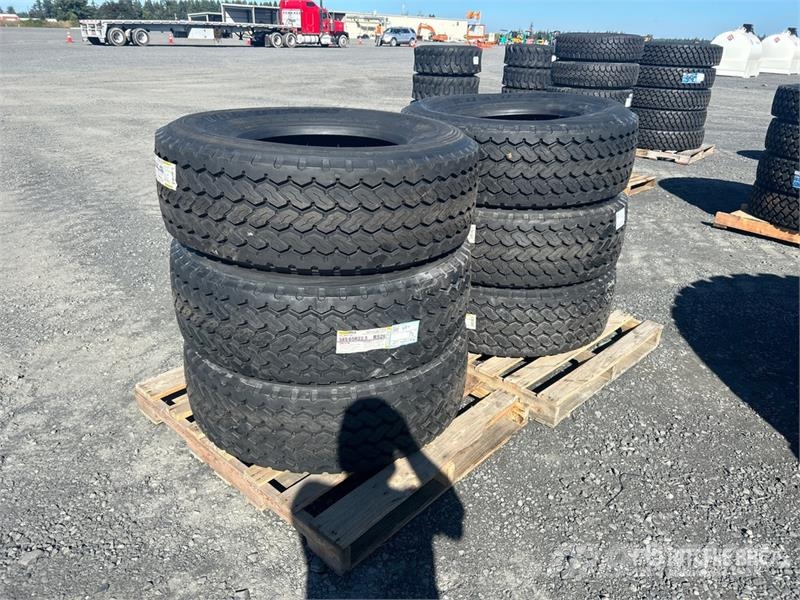 Quantity of (6) Roadlux 385/65R22.5 Tires (Unused) Tyres, wheels and rims