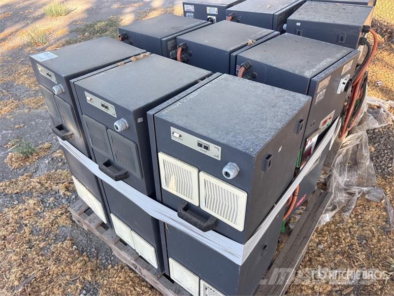 Quantity of (6) Star-Tam MG18 Battery Charger Ładowarki