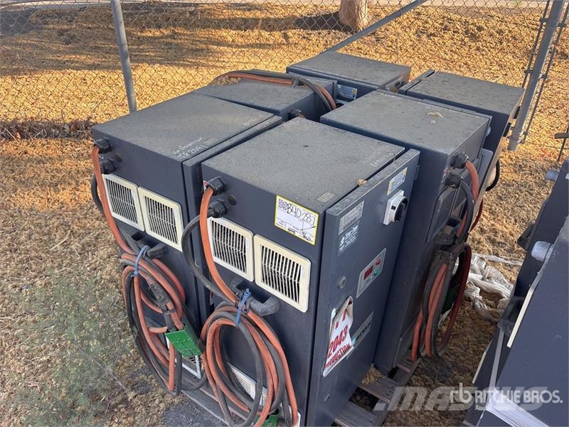 Quantity of (6) Star-Tam MG18 Battery Charger Ładowarki