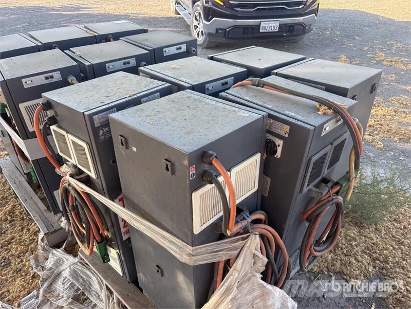 Quantity of (6) Star-Tam MG18 Battery Charger Ładowarki