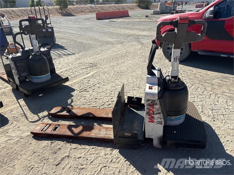 Quantity of (6) UniCarriers RPXT2W2G60B E Pallet Ručni paletni viličar
