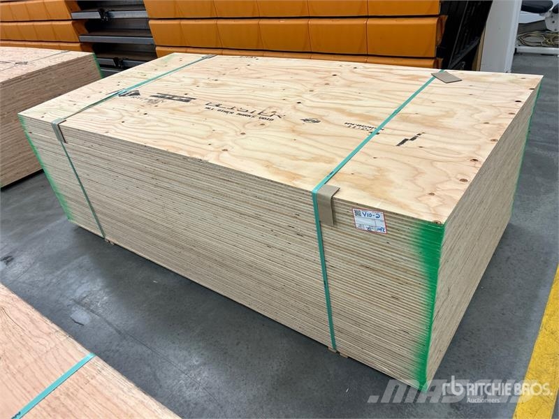 Quantity of (60) 1/2" 4x8 CSP/DFP No Stamp Plywood Andre komponenter