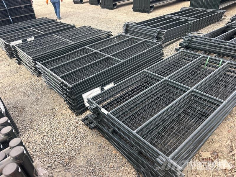 Quantity of (60) Livestock Panel (Unused) Livdyr annet utstyr