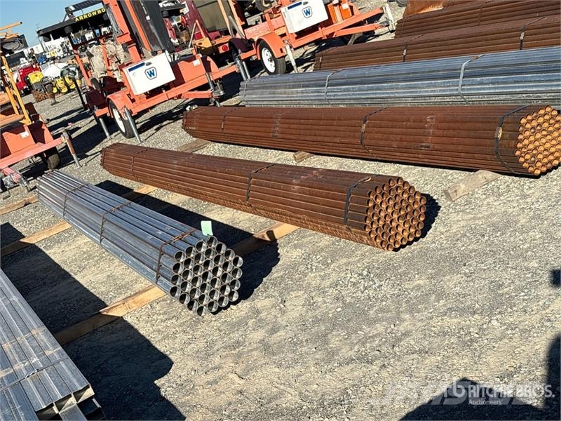 Quantity of (61) 1 5/8 od 21' Drugi deli