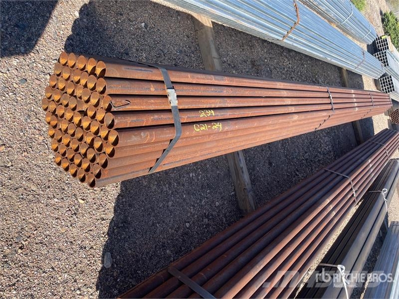 Quantity of (61) 1 5/8 OD 21 ft Steel Drugi deli