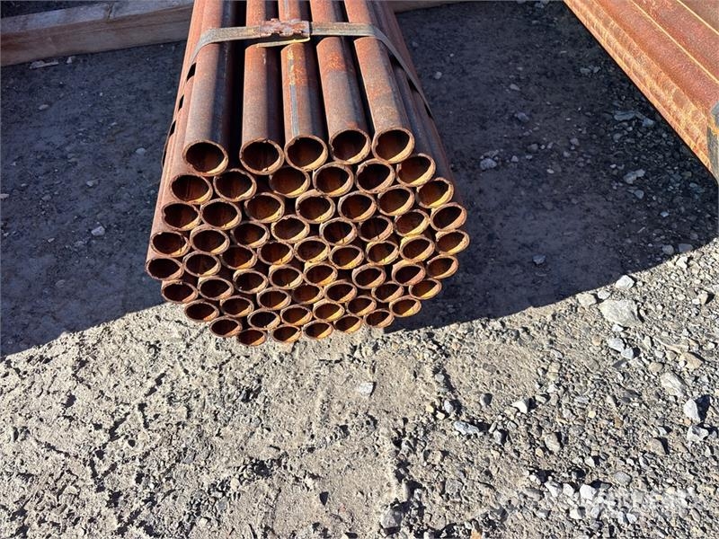  Quantity of (61) 1 5/8 od 252 in Pipe Vintsid, telfrid ja materjaliliftid
