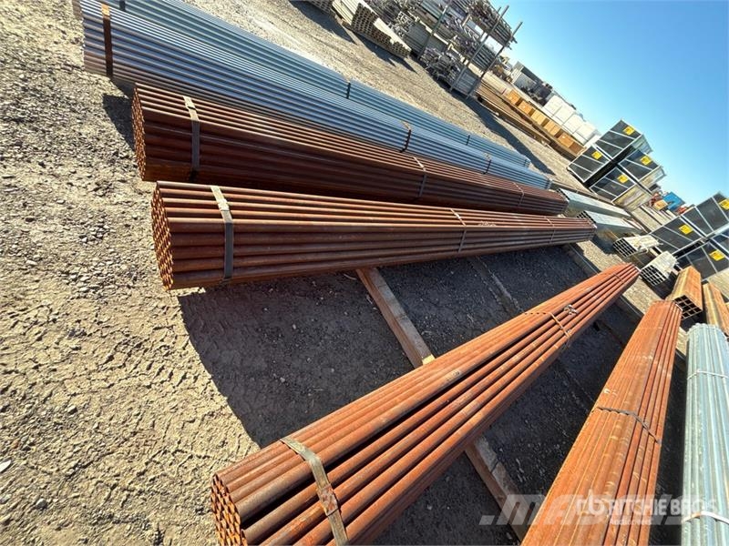  Quantity of (61) 1 7/8 od 252 in Pipe Vintsid, telfrid ja materjaliliftid