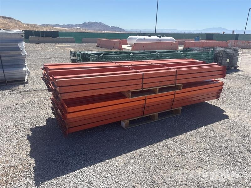  Quantity of (66) 10 ft Cross Members For Pallet Ra 建筑机械-其他