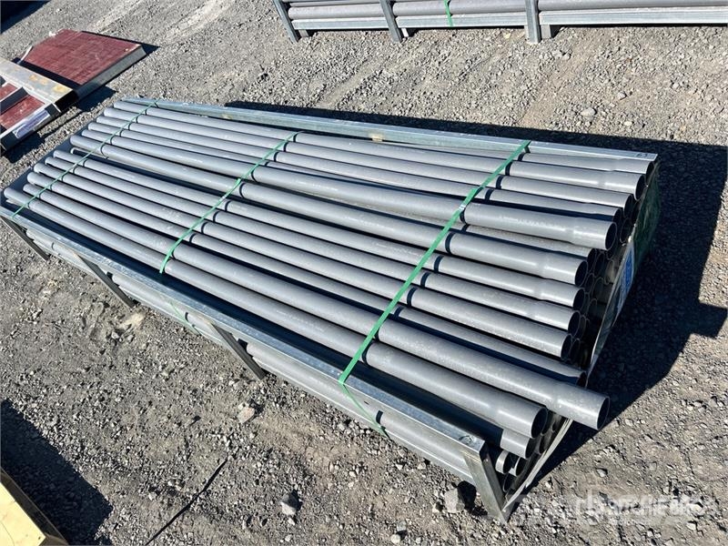 Quantity of (68) 2 in x 9 ft 10 inch Grey UPVC Rig Verricelli, paranchi e sollevatori per materiali