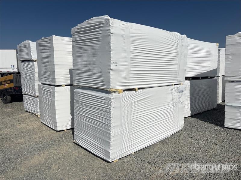  Quantity of (7) 96 in x 48 in Polyiso Insulation 吊車起重機、絞車吊貨機和物料升降機