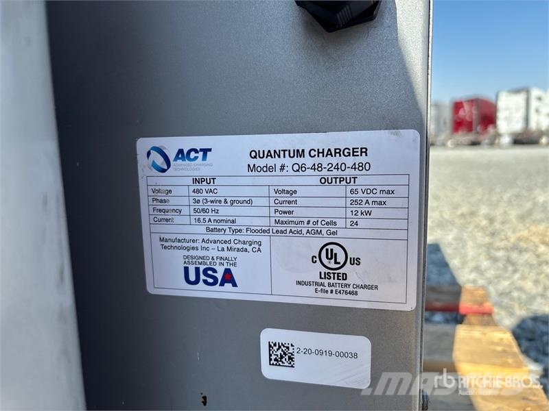 Quantity of (7) ACT Quantum Charger Battery Charge Laadijad