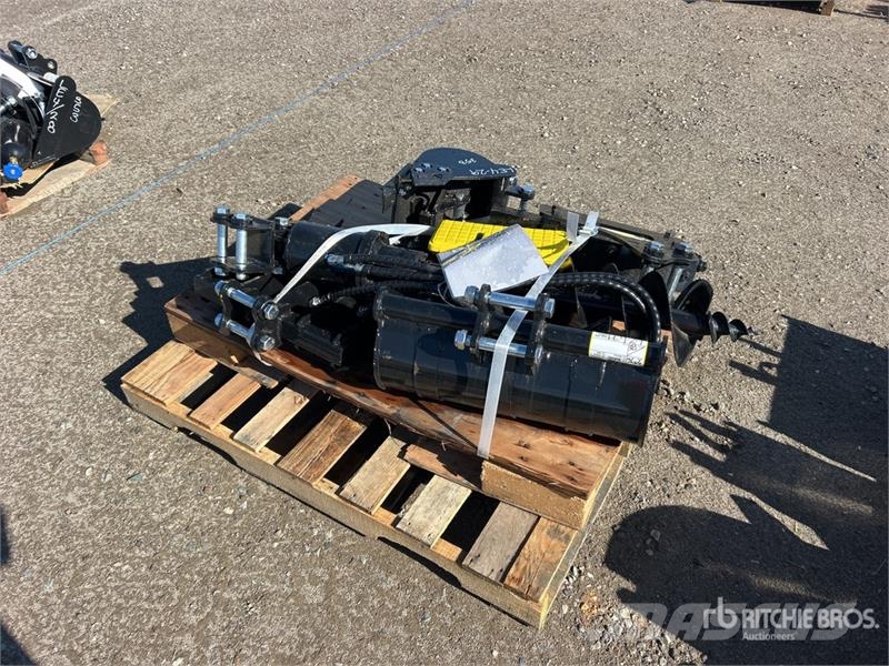 Quantity of (7) AGT 12EX-SET7 Mini Excavator Atta 其他组件