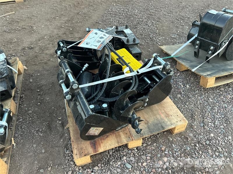 Quantity of (7) AGT 12EX-SET7 Mini Excavator Atta 기타 부품
