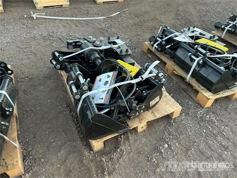 Quantity of (7) AGT 12EX-SET7 Mini Excavator Atta 기타 부품