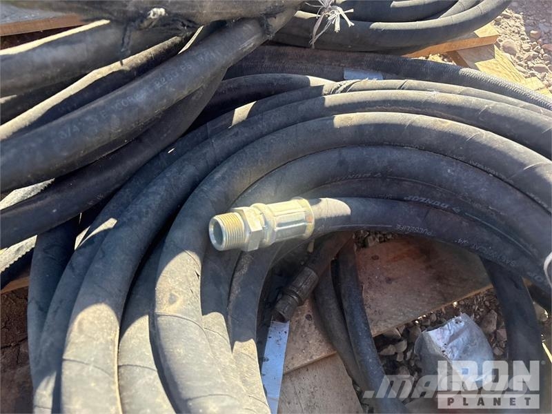 Quantity of (7) Hydraulic Hose Outros componentes