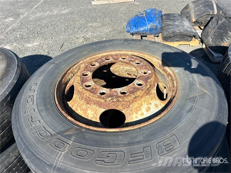  Quantity of (7) Pallets of Tires Riepas, riteņi un diski