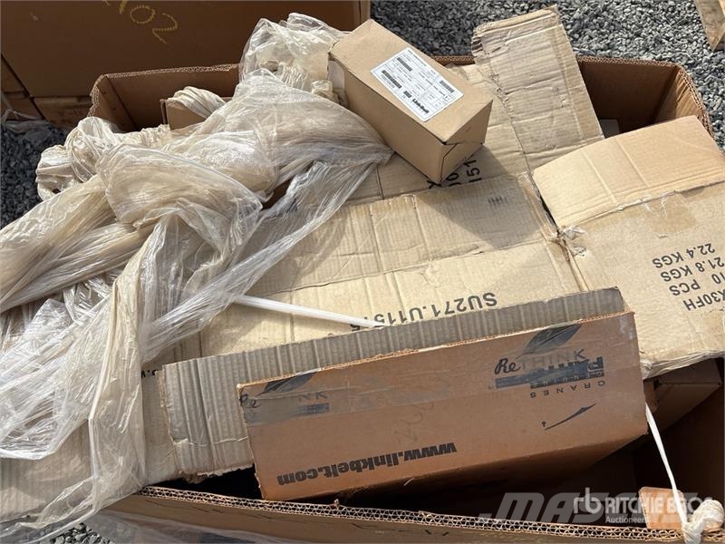 Quantity of (7) Pallets of Agriculture Tractor Par Andet tilbehør