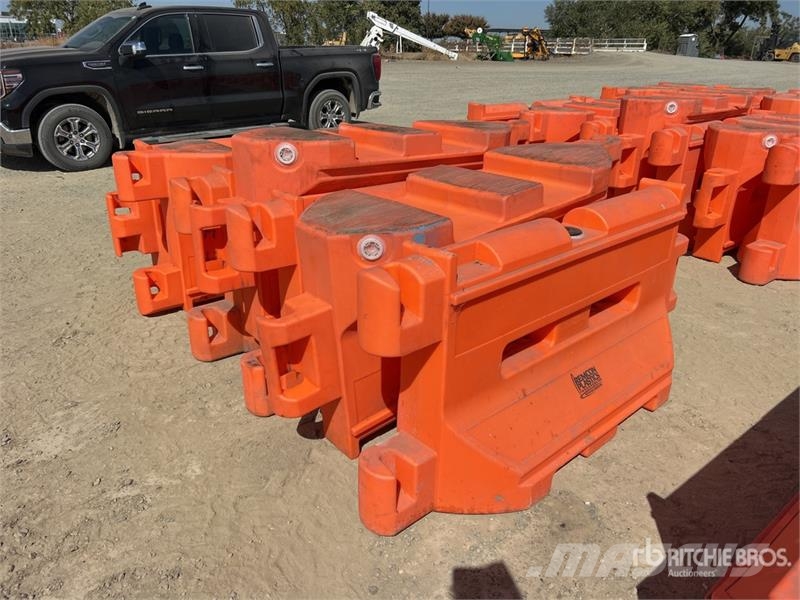 Quantity of (7) Water Barrier Outros componentes