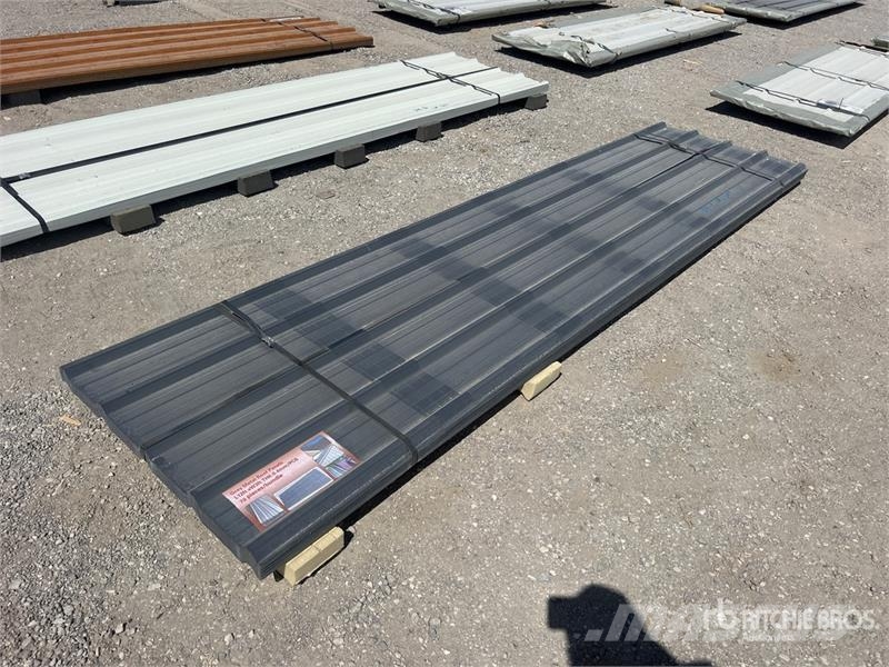 Quantity of (70) 12 ft x 3 ft Grey Metal Roof Pane Seilwinden, Bauaufzüge und Lastenaufzüge