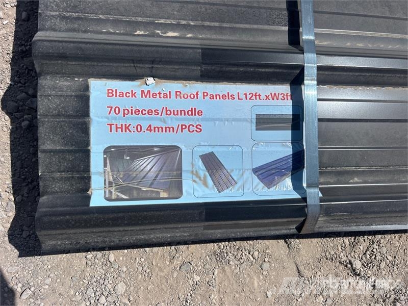 Quantity of (70) 12 ft x 3 ft Black Metal Roof Pan Hejsespil, hejseværk og materialelifte