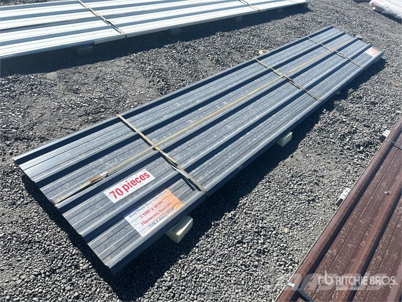 Quantity of (70) 16ft x 3 ft Grey Metal Roof Panel Verricelli, paranchi e sollevatori per materiali