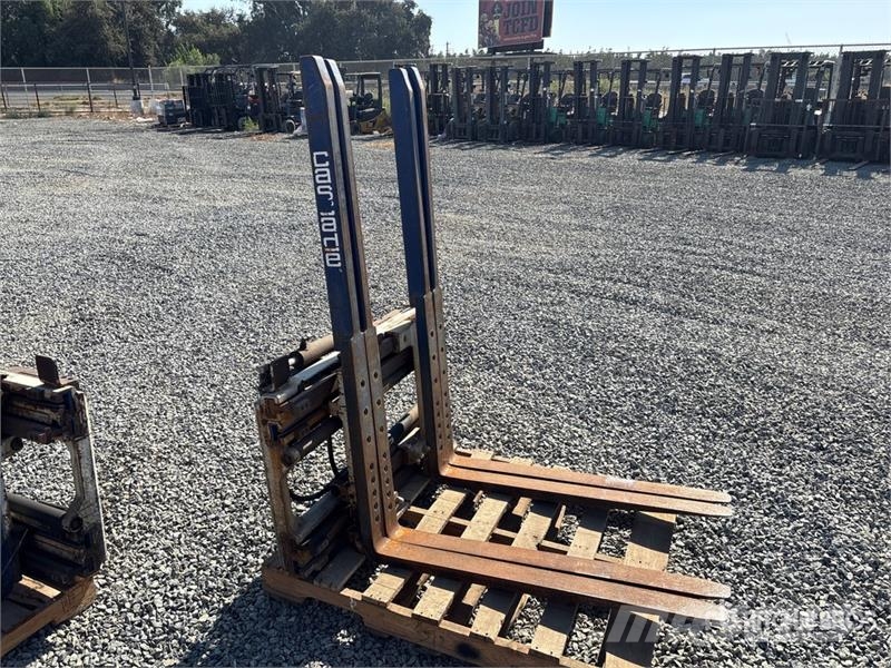  Quantity of (8) 42 in Lift Truck Forks Forks