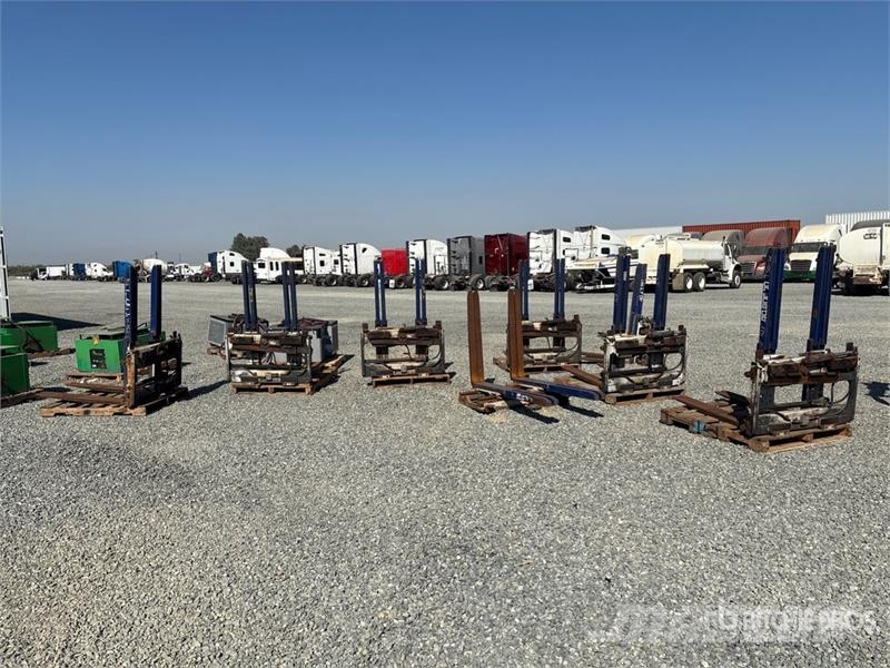  Quantity of (8) 42 in Lift Truck Forks Forks