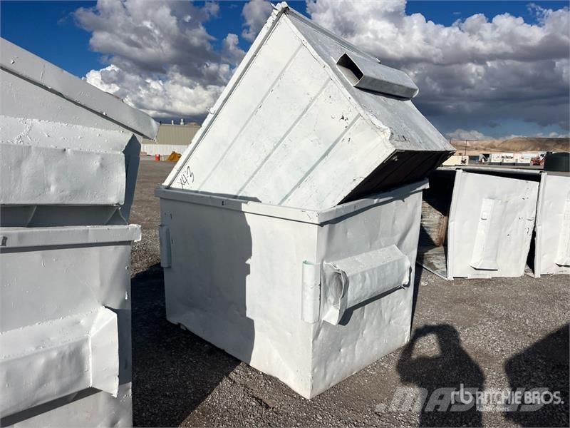 Quantity of (8) 6 ft 3 in Front Loader Roll-Off Co Īpaši konteineri