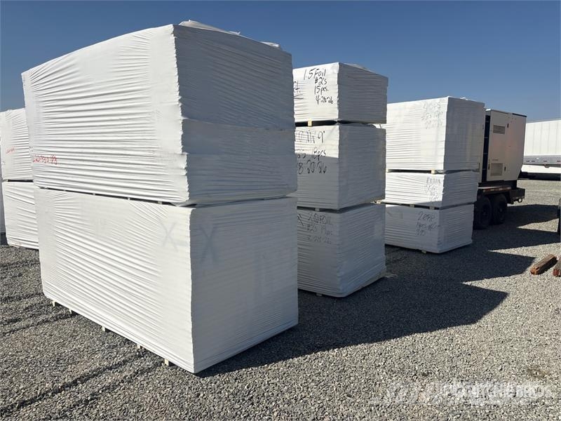 Quantity of (8) 96 in x 48 in Polyiso Insulation Vitle, dvigala in gradbeni dvižni sistemi