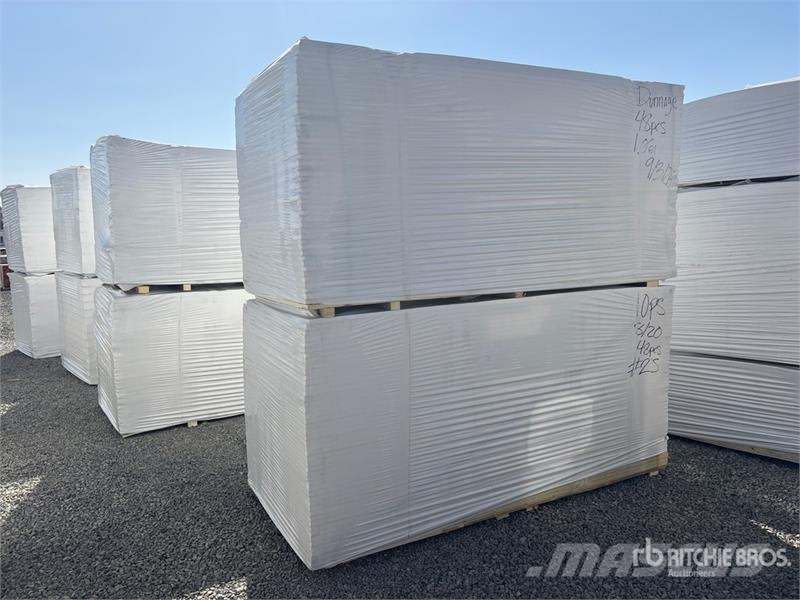 Quantity of (8) 96 in x 48 in Polyiso Insulation Vitle, dvigala in gradbeni dvižni sistemi