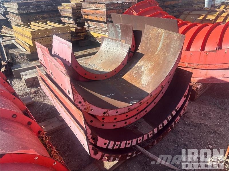  Quantity of (8) EFCO Cap forms Concrete Forms Dodatna oprema za betonske radove