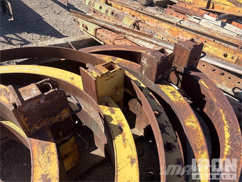 Quantity of (8) EFCO Friction collars Concrete For Dodatna oprema za betonske radove