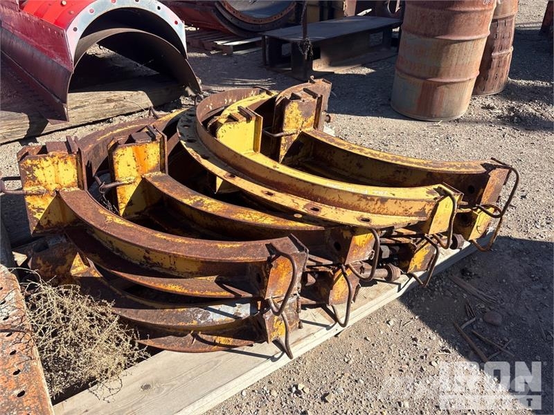 Quantity of (8) EFFCO Friction Collar Concrete For Zubehör
