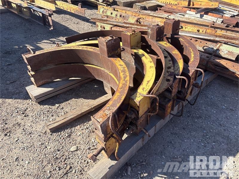 Quantity of (8) EFFCO Friction Collar Concrete For Zubehör
