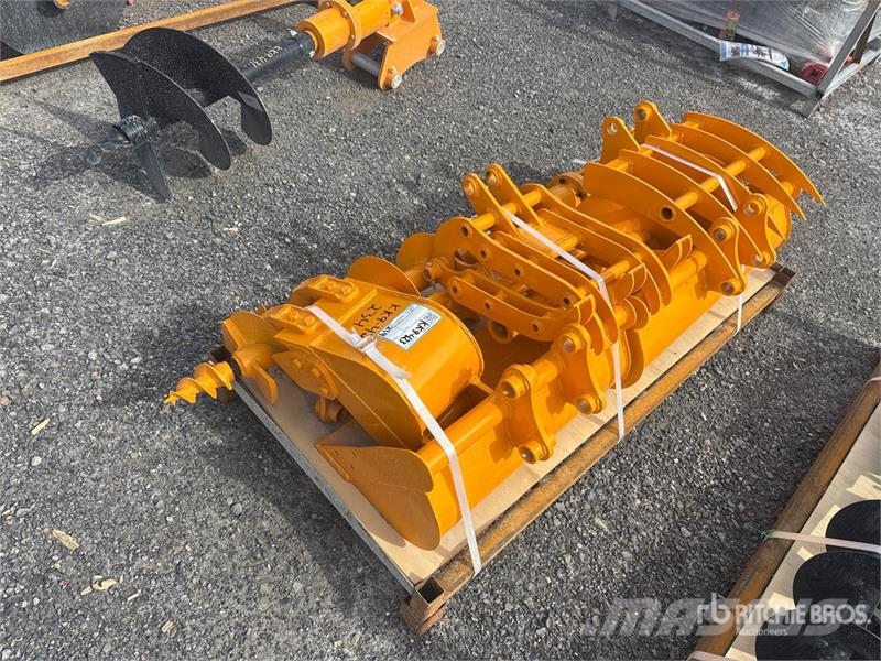 Quantity of (8) GIYI Cat 301 GYA-8 Mini Excavator Altri componenti