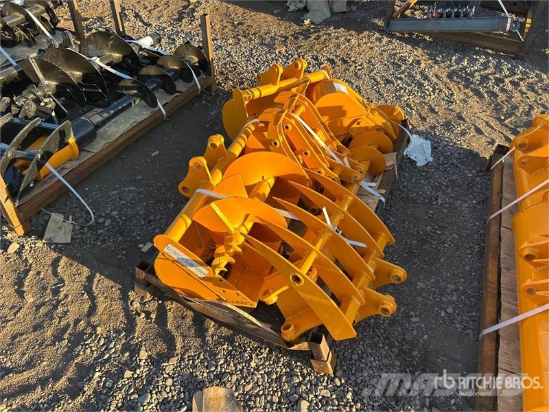 Quantity of (8) GIYI Cat 301 GYA-8 Mini Excavator Ďalšie komponenty