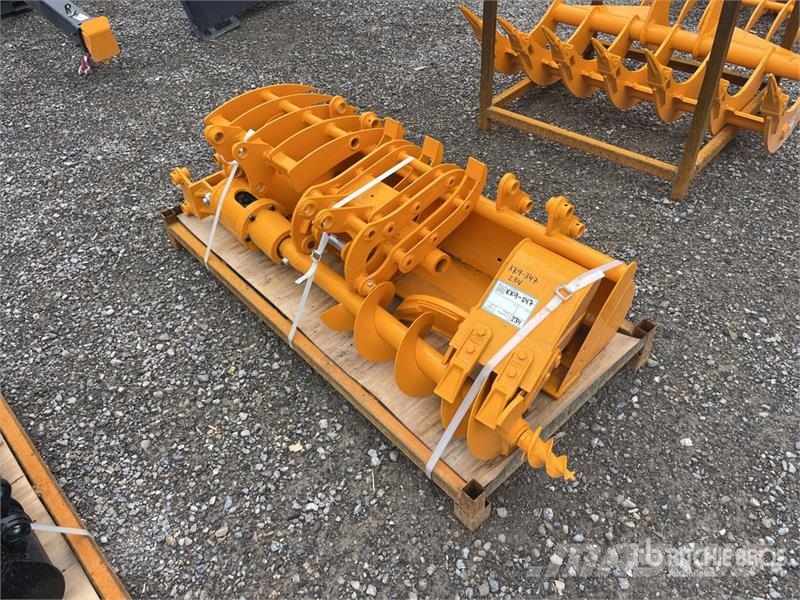 Quantity of (8) GIYI GYA-8 Mini Excavator Attatch その他部品
