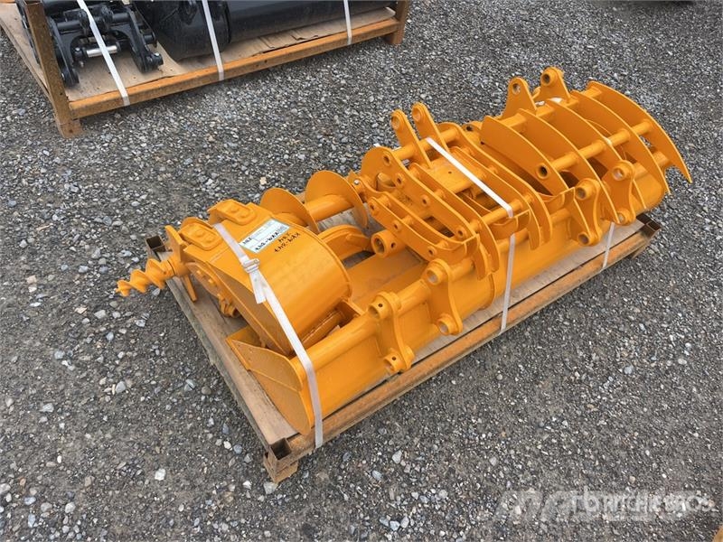 Quantity of (8) GIYI GYA-8 Mini Excavator Attatch その他部品