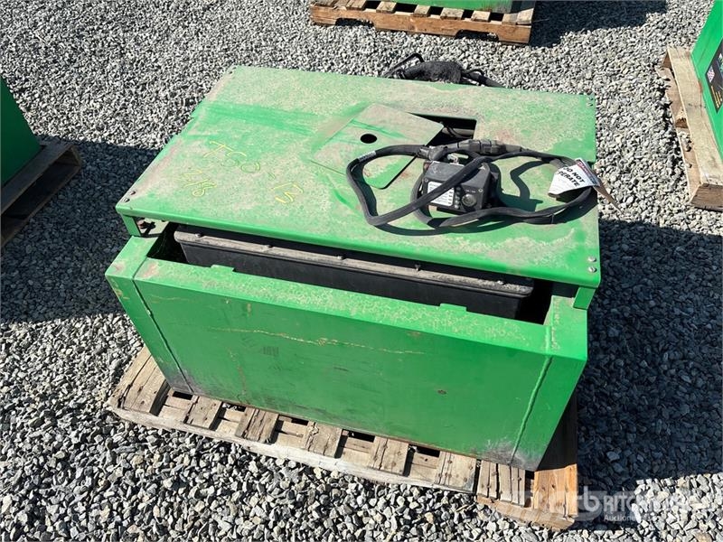  Quantity of (8) Navitas Systems Starlifter Battery مكونات أخرى