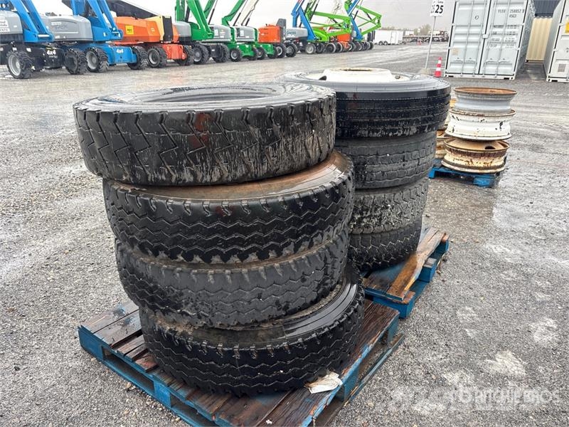 Quantity of (8) Pallets of Tires Ruedas