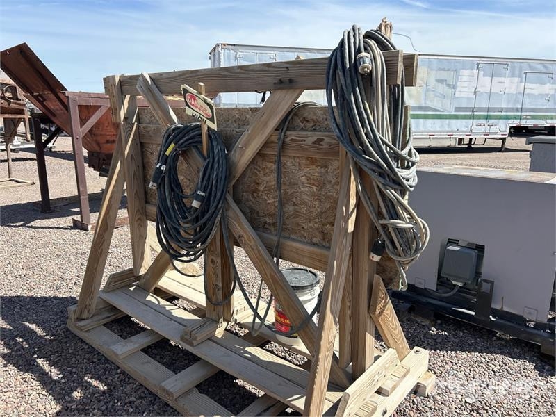 Quantity of (8) Pallets of Power Pack Unit Diger kamyonlar