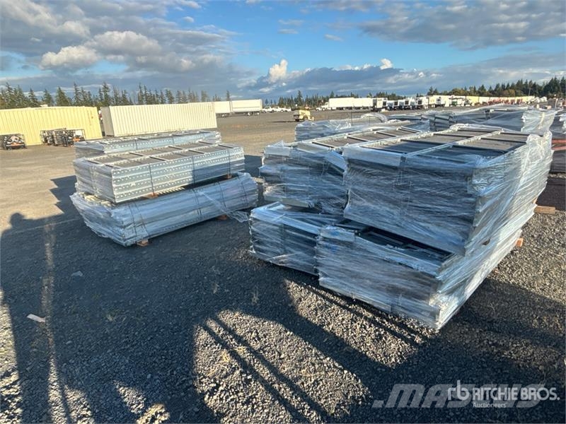Quantity of (8) Pallets of Warehouse Roller Convey Outros componentes